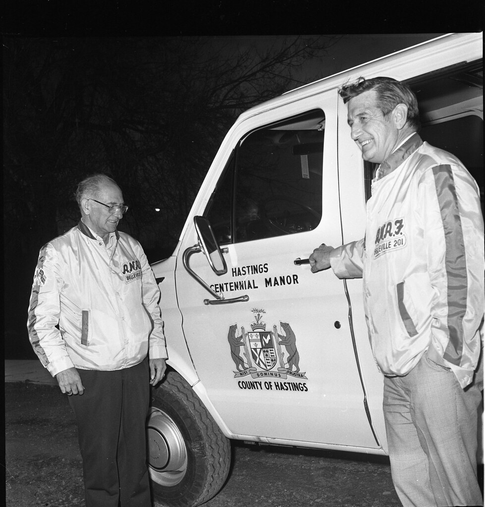 1975-11-13 Yardmen donations-03 — illustrating hastings fund near me